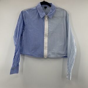 3For$20 Wild fable Blue White Strips Button Down Crop Blouse size Small